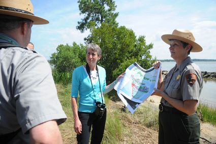 Firstline supervisors of farming, fishing, & forestry workers